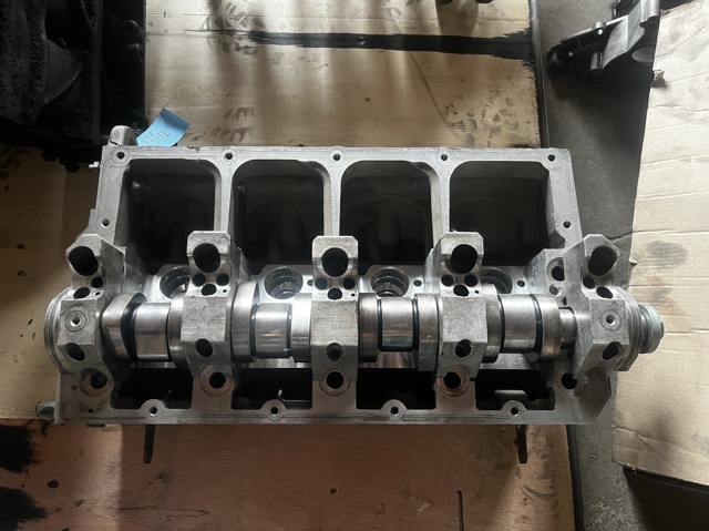 VAG 03G103351C Головка блока цилиндров (ГБЦ) в наличии Запорожье