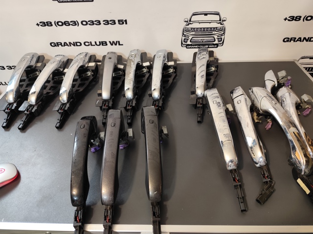 Ручка передней двери наружная, правая 1QA18KXJAJ CHRYSLER