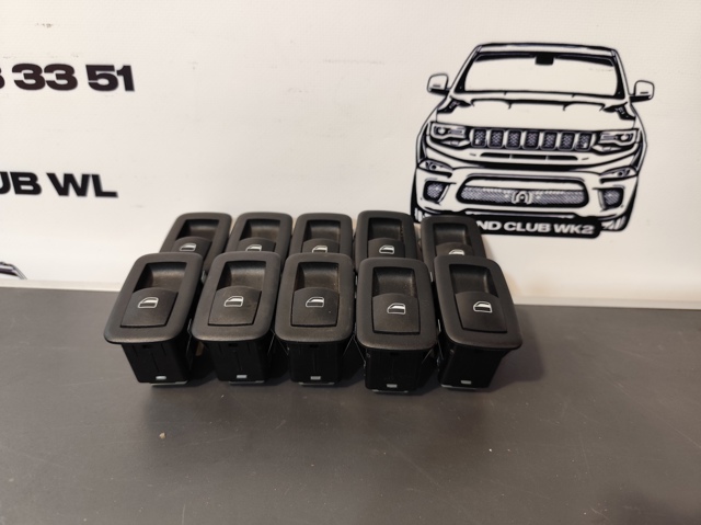 Кнопки заднего левого стеклоподъёмника 68085690AC CHRYSLER