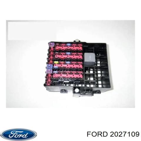 Коробка предохранителей 2027109 FORD