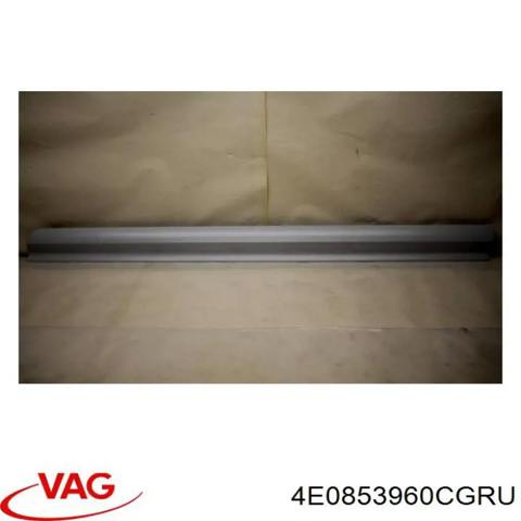 Молдинг двери передней правой нижний 4E0853960CGRU VAG