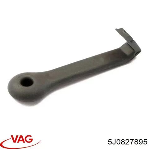 VAG 5J0827895 Ручка крышки багажника (двери 3/5-й задней) внутренняя в наличии Киев