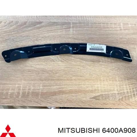 Направляющая переднего бампера, правая 6400A908 MITSUBISHI