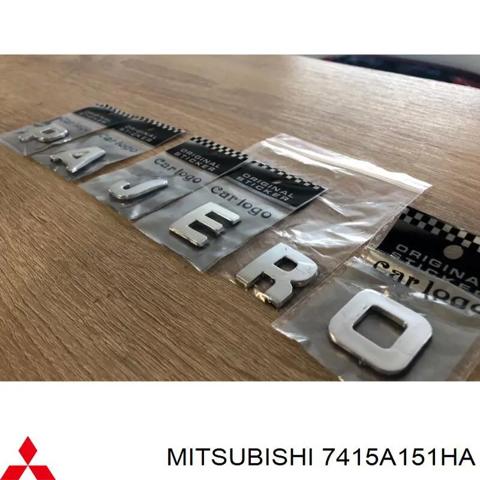 Эмблема на крышку багажника 7415A151HA MITSUBISHI