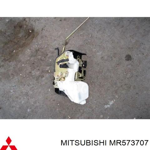 Замок двери водителя MR573707 MITSUBISHI