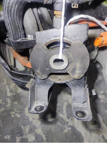 Подушка двигателя 113203NA0A NISSAN