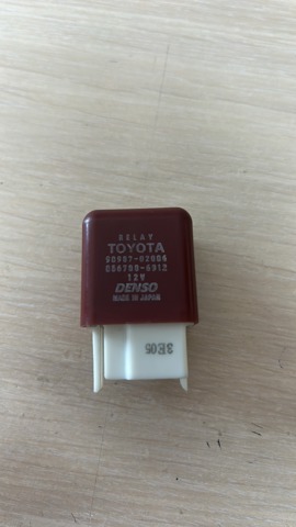Реле фары 9098702006 TOYOTA