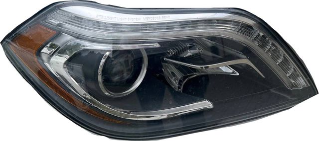 A1668205861 MERCEDES Фара правая купить в Черновцы