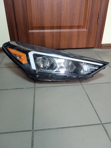 HYUNDAI 92102D3 Правая фара в наличии Полтава