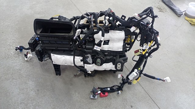 97205K4010 HYUNDAI Корпус печки в сборе купить в Кривой Рог