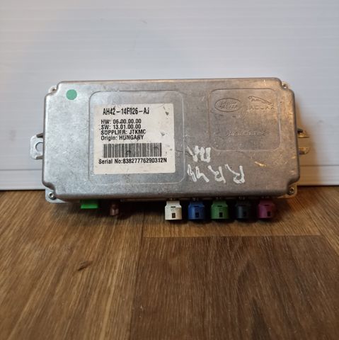 Модуль управления камерой LR041416 LAND ROVER