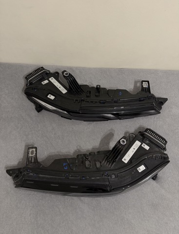 9880594 BMW Правая фара купить в Ужгород