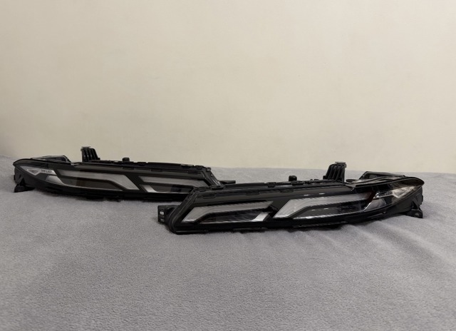 Фара основная правая 9880594 BMW