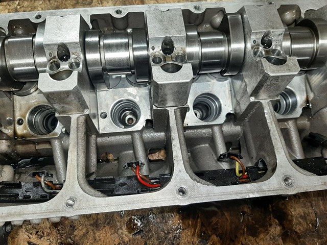 VAG 03G103351C Головка блока цилиндров (ГБЦ) в наличии Харьков