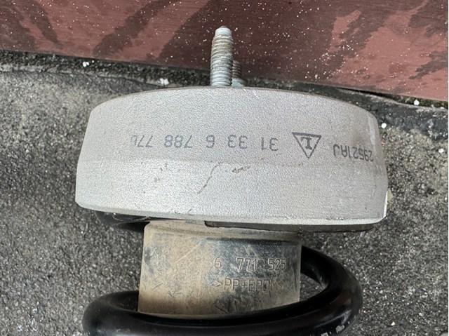 31336788776 Опора переднего амортизатора купить Кривой Рог