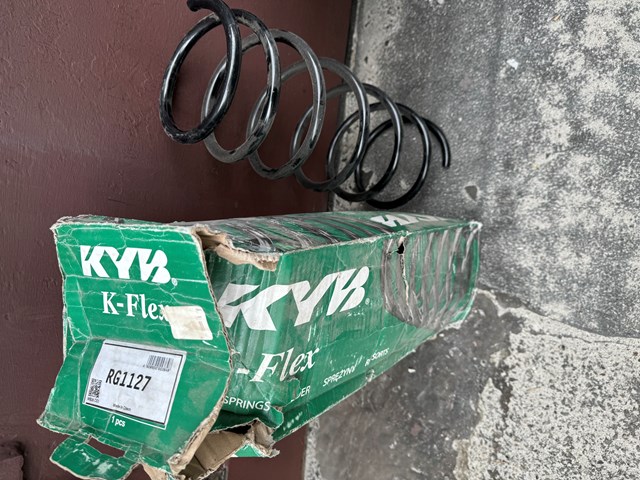 RG1127 KAYABA Передняя пружина купить в Ровно