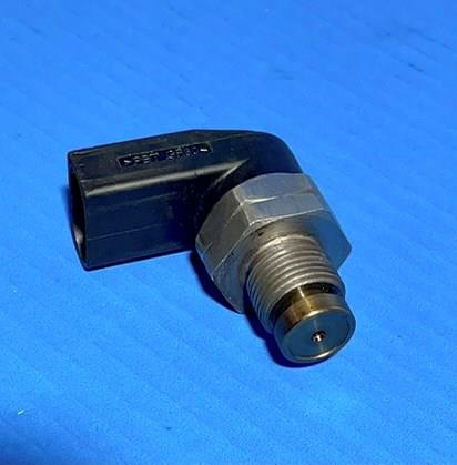 BOSCH 0281002497 Датчик давления топлива в наличии Ужгород