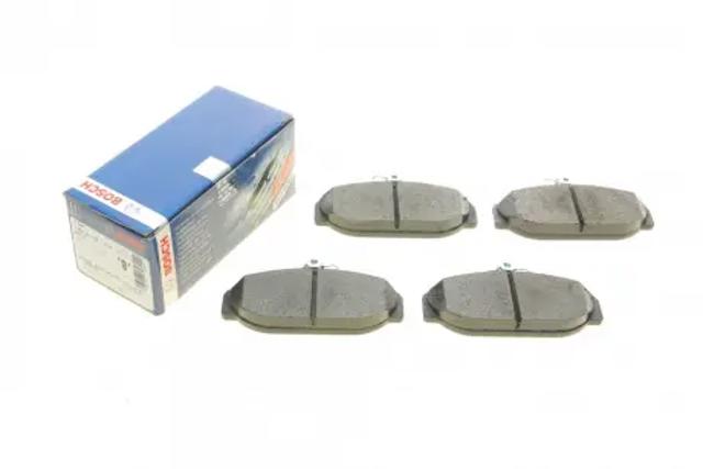 Передние тормозные колодки 0986467400 BOSCH