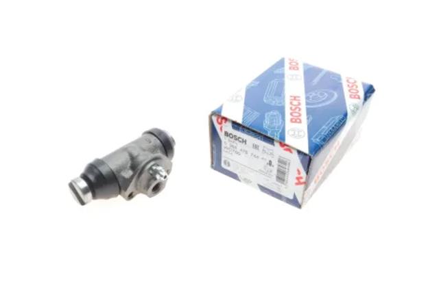 Рабочий тормозной цилиндр 0986475744 BOSCH