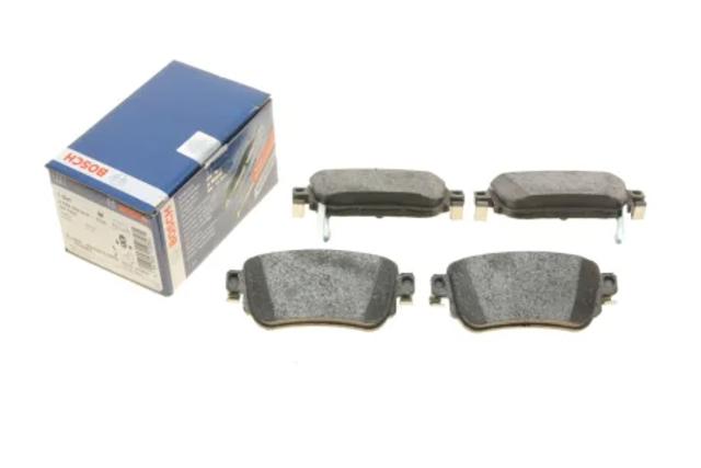 0986494816 BOSCH Колодки тормозные задние дисковые купить в Запорожье