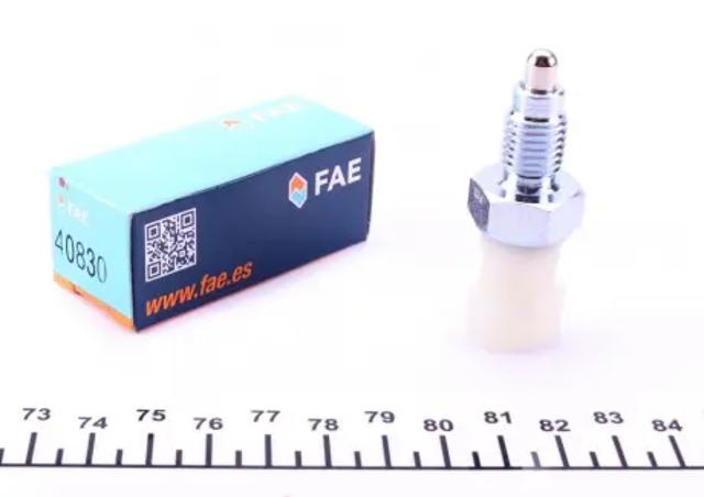 Включатель фонарей заднего хода 40830 FAE