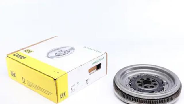 Маховик двигателя Skoda SuperB 3