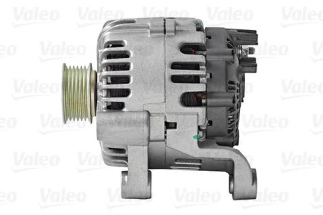 Автомобильный генератор 439487 VALEO