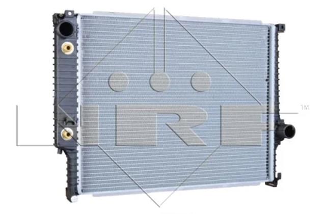 Радиатор системы охлаждения двигателя 519558 NRF