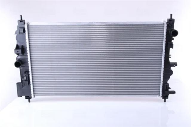 Радиатор охлаждения 61676 NISSENS