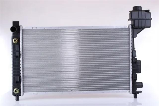 Радиатор охлаждения 62661A NISSENS