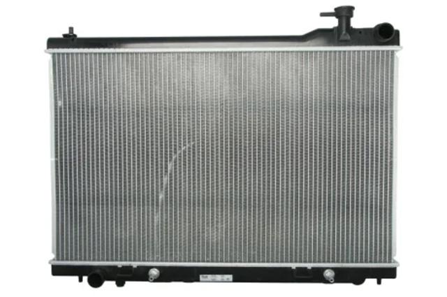 Радиатор охлаждения 68119 NISSENS