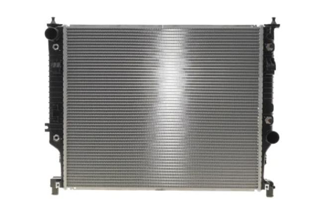 Радиатор охлаждения двигателя 701569 VALEO