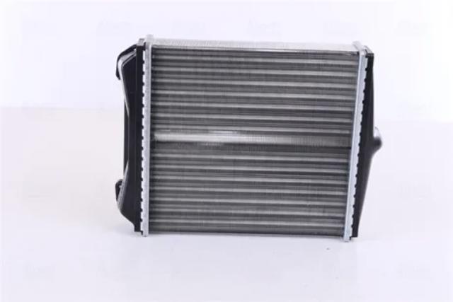 Радиатор отопителя 72001 NISSENS