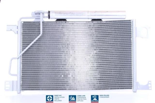 Радиатор охлаждения кондиционера 940100 NISSENS