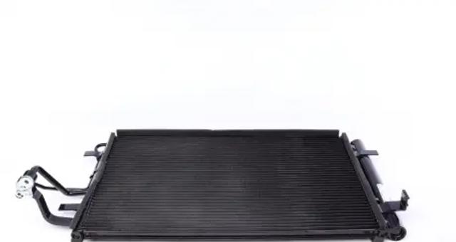 Трубопроводы и радиатор кондиционера AC697000S MAHLE