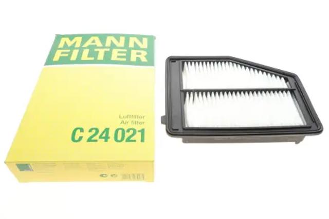 Автомобильный фильтр воздуха C24021 MANN