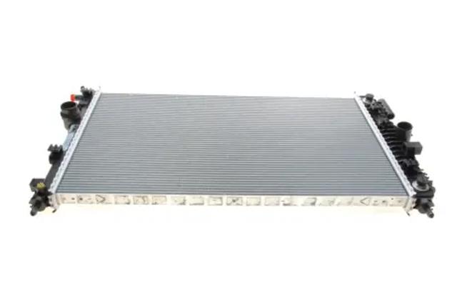Радиатор системы охлаждения двигателя CR1103000P MAHLE