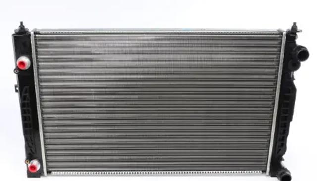 Радиатор водяной CR132000S MAHLE