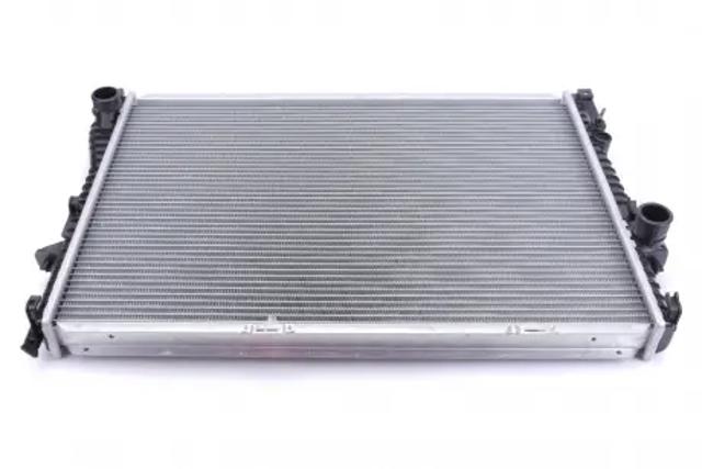 Радиатор охлаждения двигателя CR242000S MAHLE