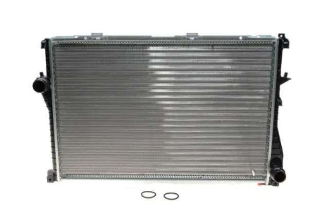 Радиатор системы охлаждения двигателя CR295000S MAHLE