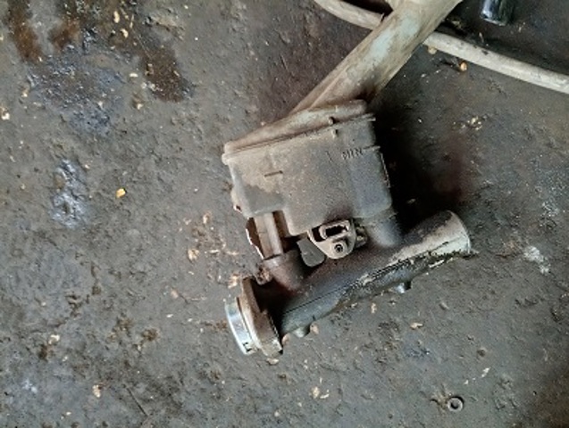 NISSAN 460108H910 Цилиндр тормозной главный в наличии Кривой Рог