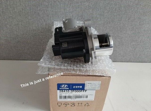 Клапан EGR системы рециркуляции отработавших газов Hyundai Santa Fe 3