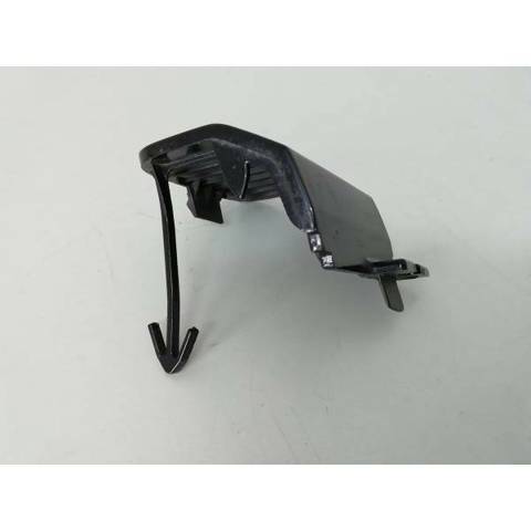 Заглушка бампера буксировочного крюка 86517F1000 HYUNDAI