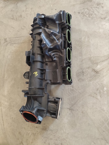 140012V70A Коллектор впускной купить Украина