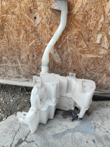Бачок омывайки 289104GN0A NISSAN