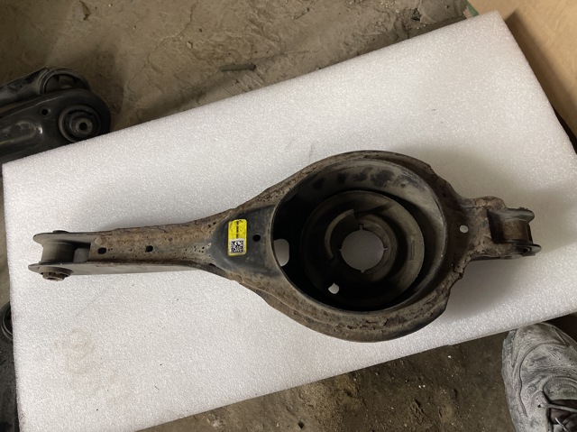 CV615K652AAD FORD Нижний рычаг задней подвески купить в Хмельницкий