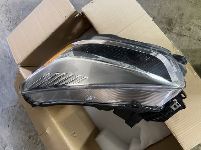 Блок фара левая GJ5Z13008P FORD