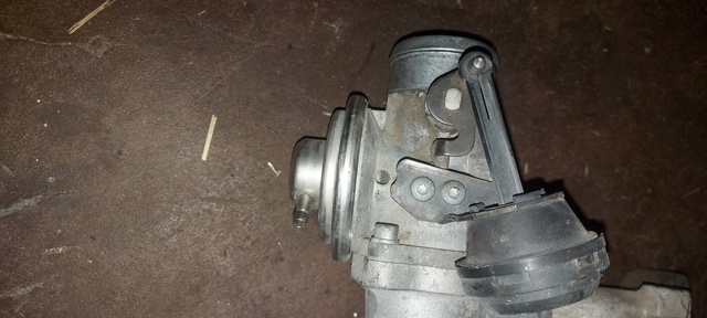 Клапан рециркуляции отработавших газов EGR 038131501AR VAG