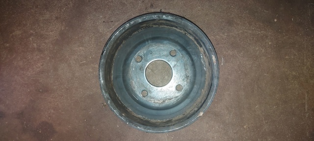 Шкив водяной помпы 21051EB300 NISSAN