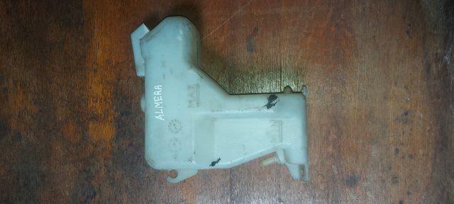 Водяной бачок системы охлаждения 21710BM410 NISSAN